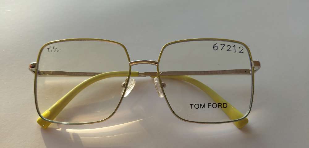 TOM FORD